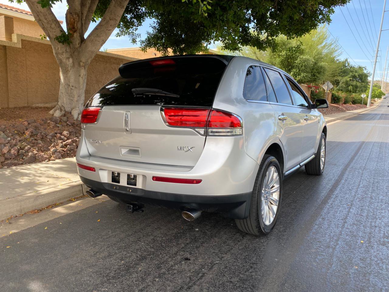 Used 2015 Lincoln MKX FWD w/ Equipment Group 101A image 6