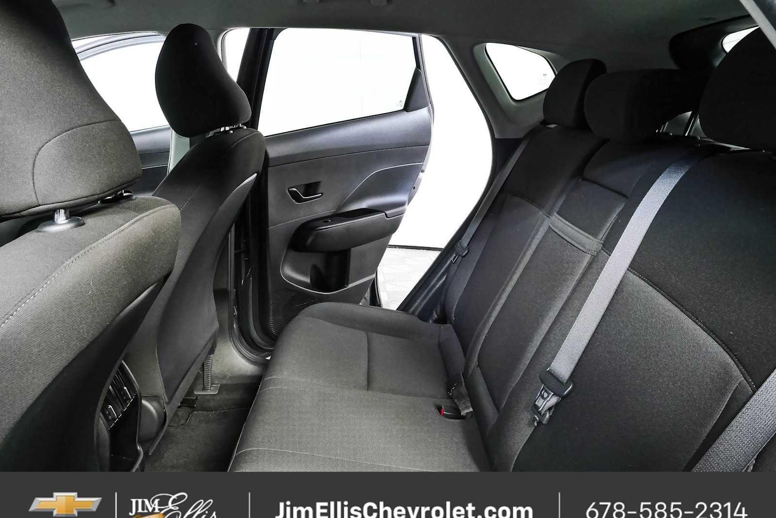 Used 2024 Hyundai Kona SEL FWD image 19