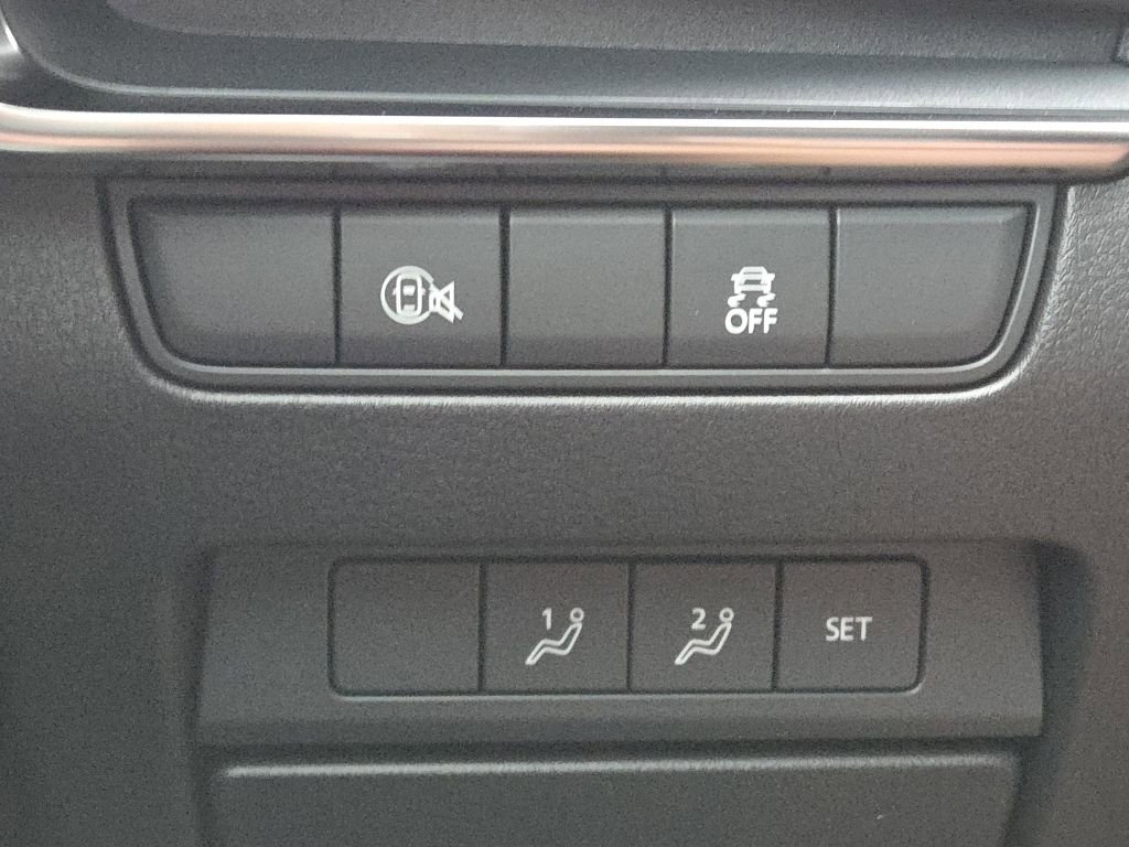 New 2026 MAZDA MAZDA3 Carbon AWD/4WD image 9