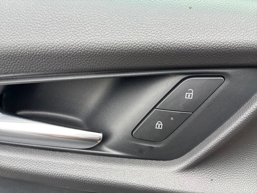 New 2027 Chevrolet Equinox RS w/ Safety and Technology Package AWD/4WD image 23