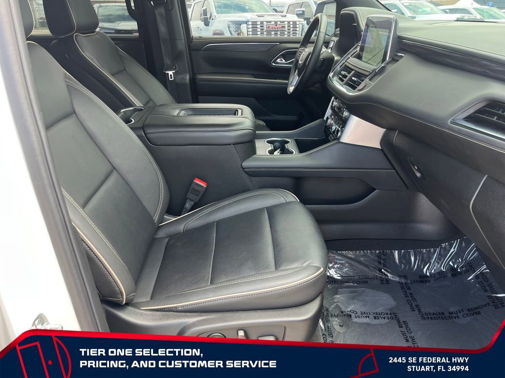 Used 2024 GMC Yukon SLT w/ SLT Luxury Package AWD/4WD image 20