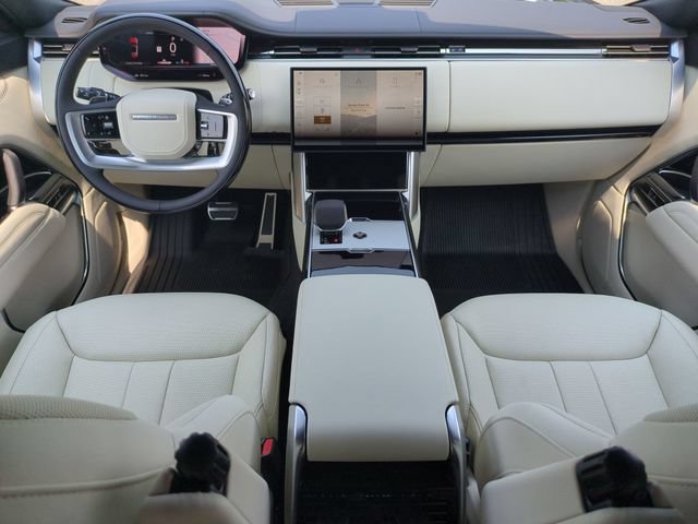 New 2026 Land Rover Range Rover Long Wheelbase SE AWD/4WD image 14