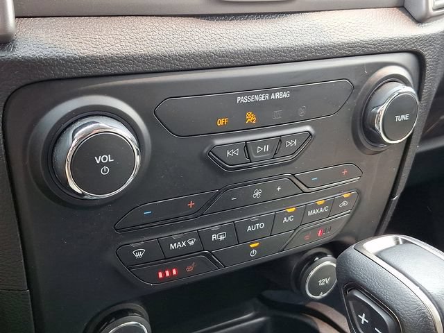 Used 2019 Ford Ranger XLT w/ Equipment Group 302A Luxury AWD/4WD image 14