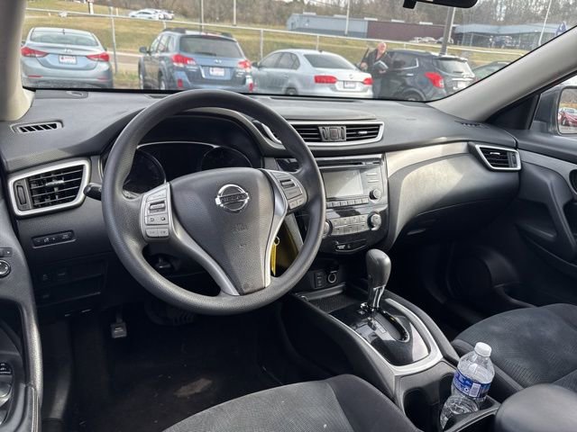 Used 2016 Nissan Rogue S image 12
