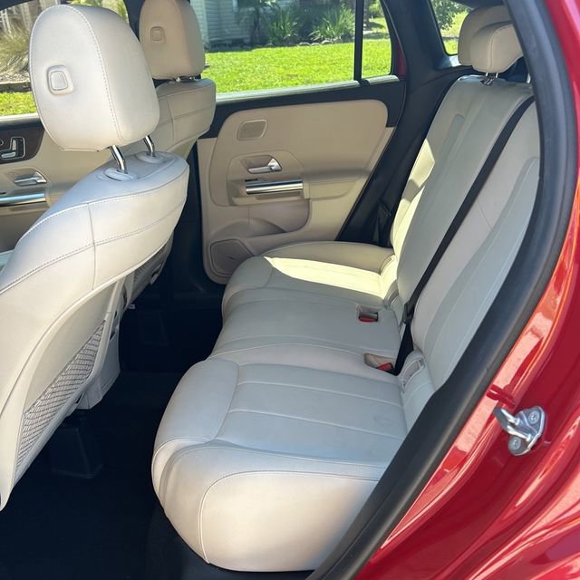 Used 2021 Mercedes-Benz GLA 250 w/ Premium Package image 13