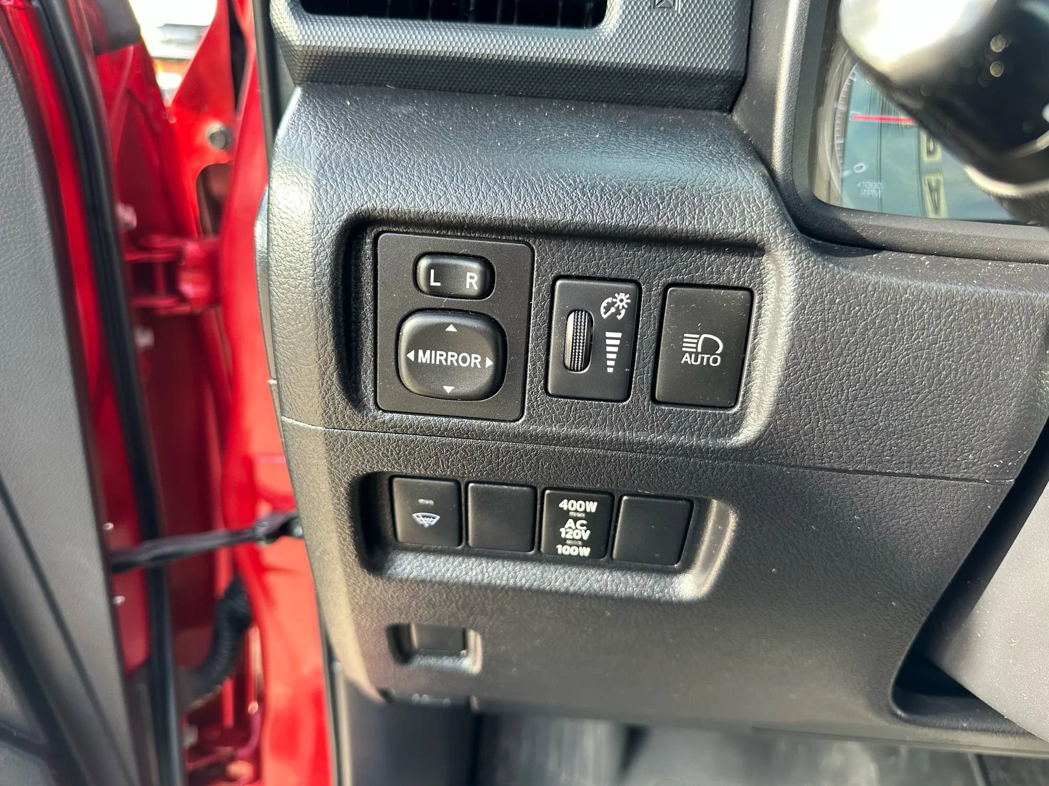Used 2021 Toyota 4Runner TRD Off-Road Premium AWD/4WD image 17