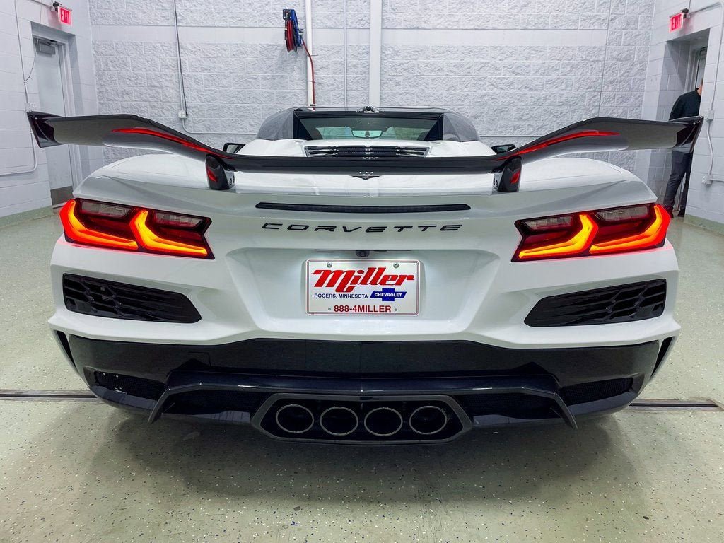 New 2025 Chevrolet Corvette Z06 w/ Z07 Performance Package RWD image 4