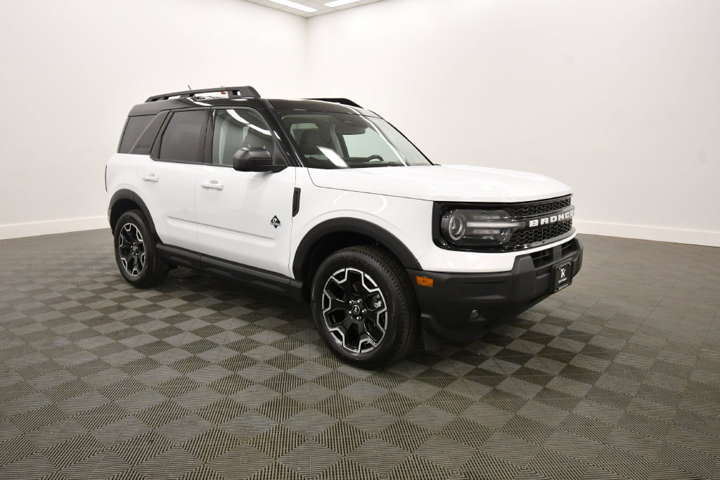 Used 2025 Ford Bronco Sport Outer Banks AWD/4WD image 10