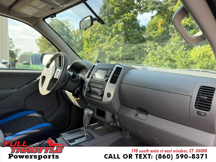 Used 2018 Nissan Frontier SV AWD/4WD image 13