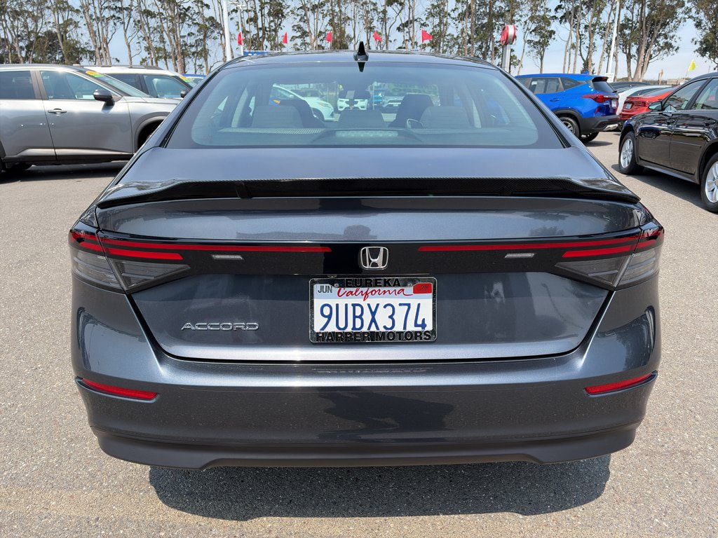 Used 2025 Honda Accord SE image 4