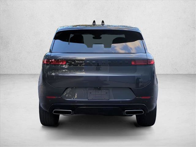 Used 2024 Land Rover Range Rover Sport Dynamic SE AWD/4WD image 6