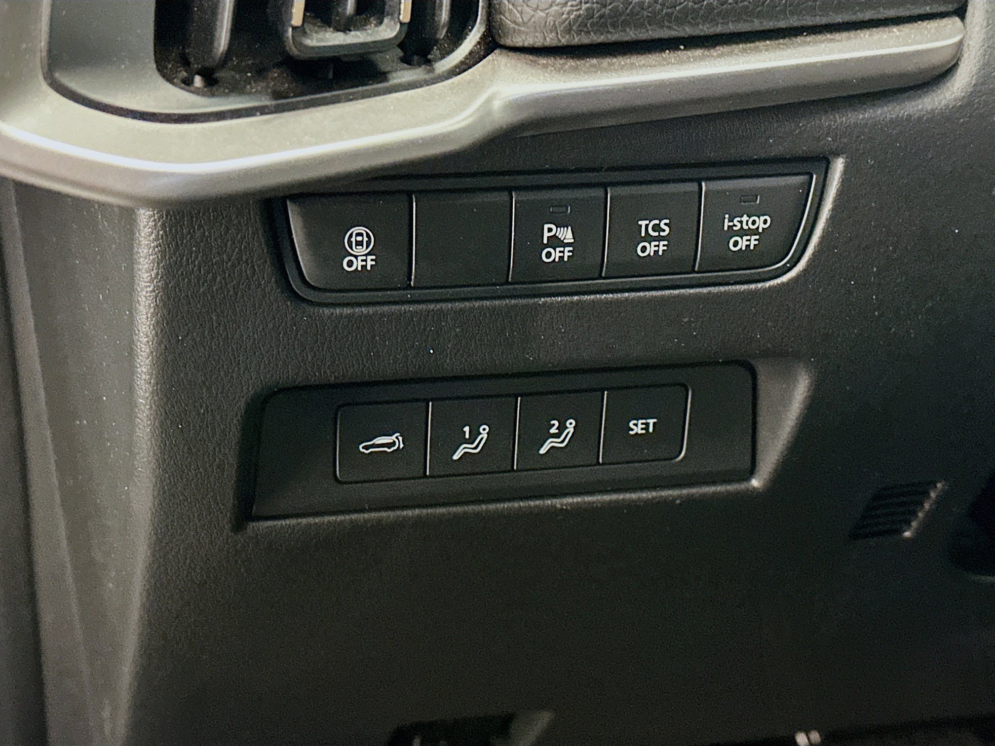 Used 2025 MAZDA CX-90 3.3 Turbo w/ Premium Sport Pkg image 17