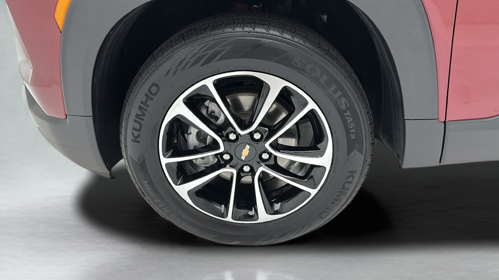 Used 2024 Chevrolet TrailBlazer LT AWD/4WD image 9