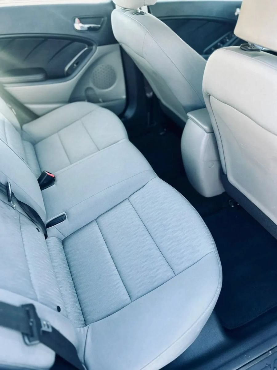 Used 2016 Kia Forte LX FWD image 20