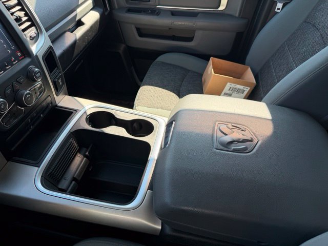 Used 2020 RAM 1500 Classic SLT w/ Luxury Group RWD image 46