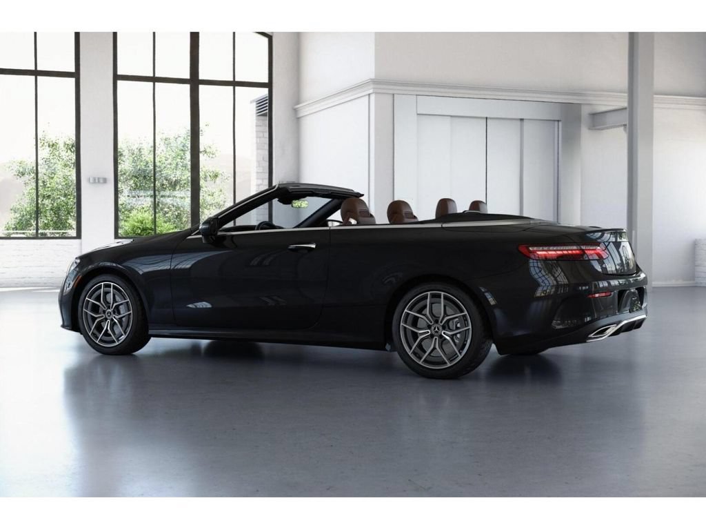 Used 2023 Mercedes-Benz E 450 4MATIC Cabriolet image 32