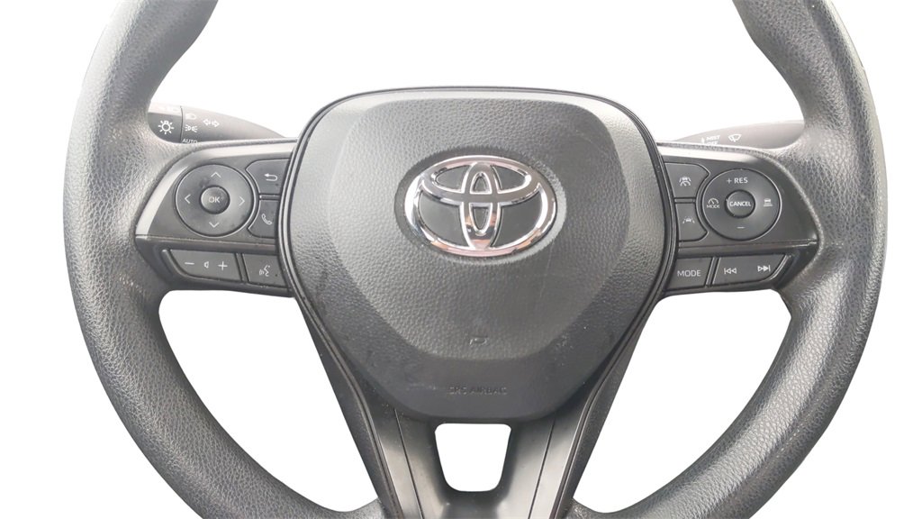 Used 2024 Toyota Corolla LE image 19