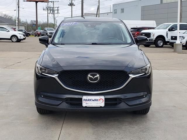 Used 2017 MAZDA CX-5 Grand Touring image 3