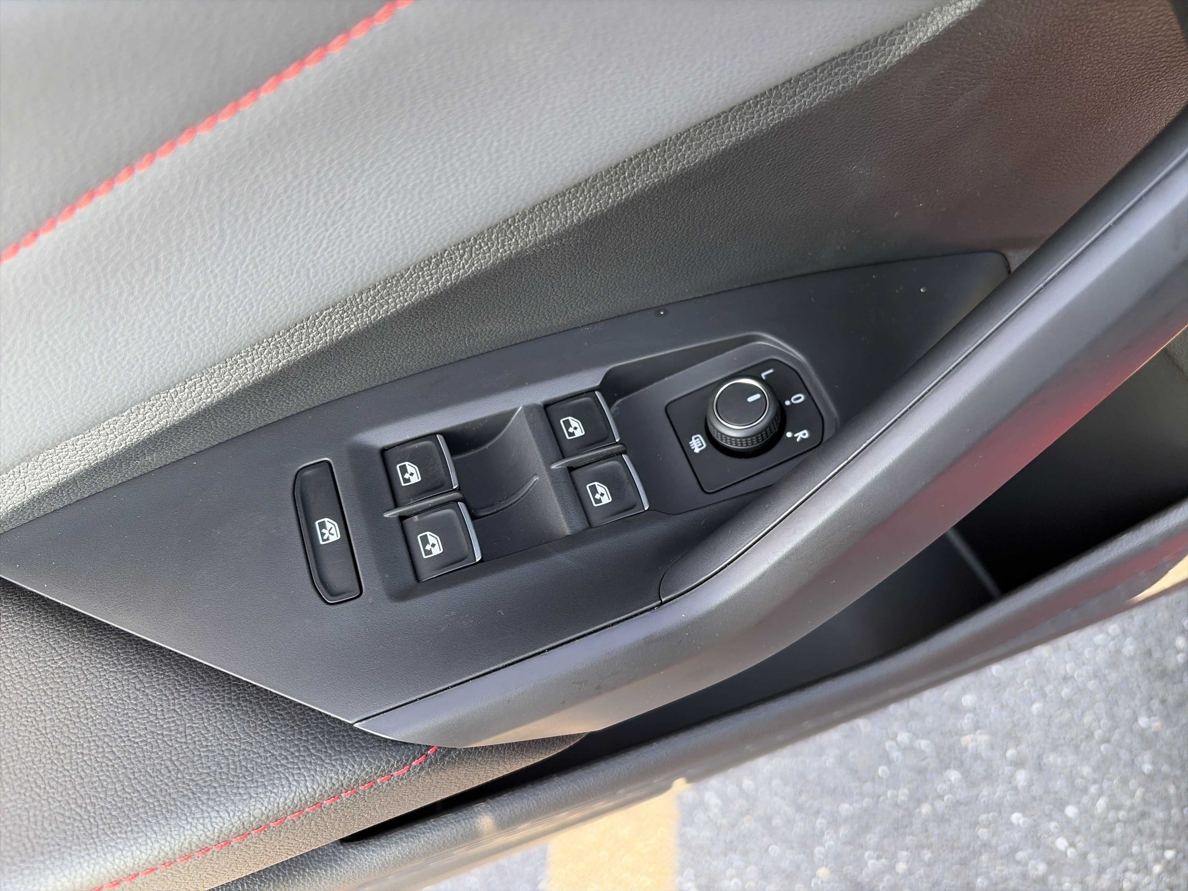 New 2027 Volkswagen Jetta GLI Autobahn FWD image 9