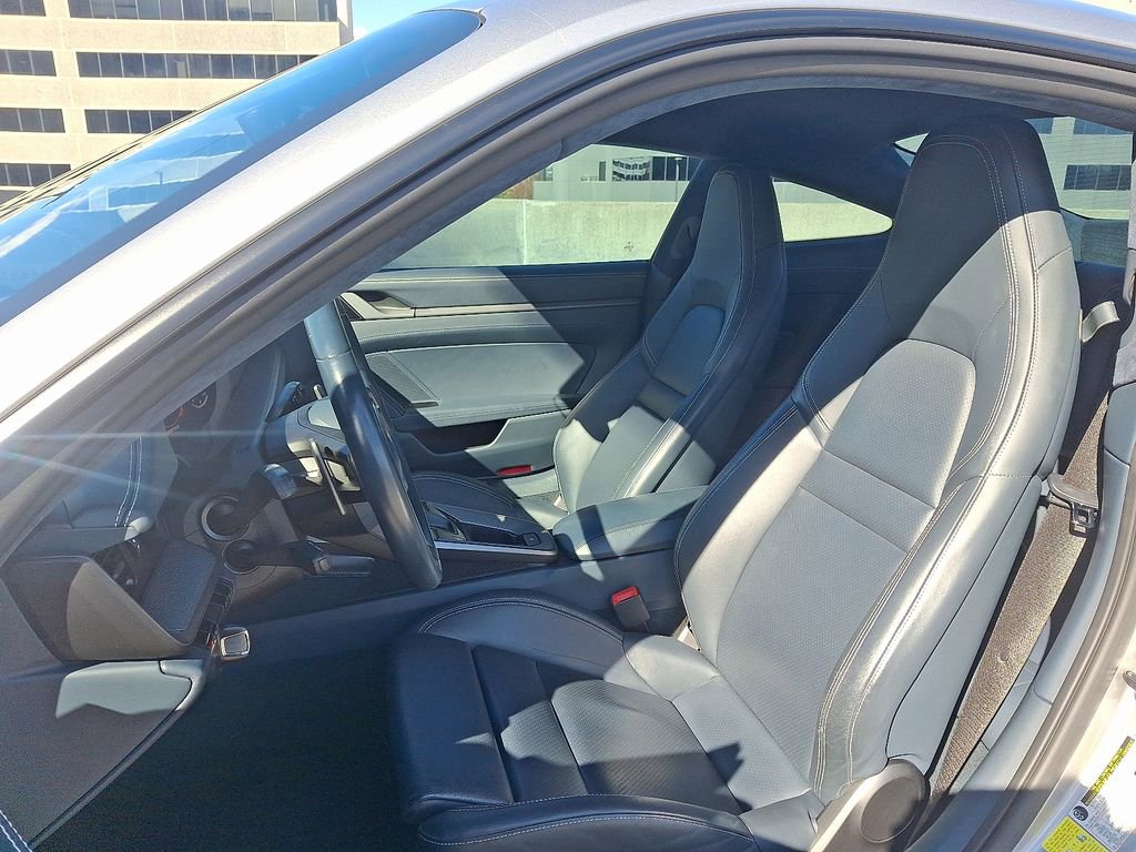 Used 2020 Porsche 911 Carrera S image 5