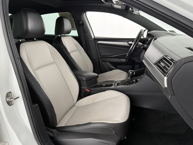 Used 2019 Volkswagen Jetta R-Line FWD image 18