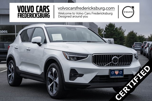 Certified 2025 Volvo XC40 B5 Plus w/ Protection Package