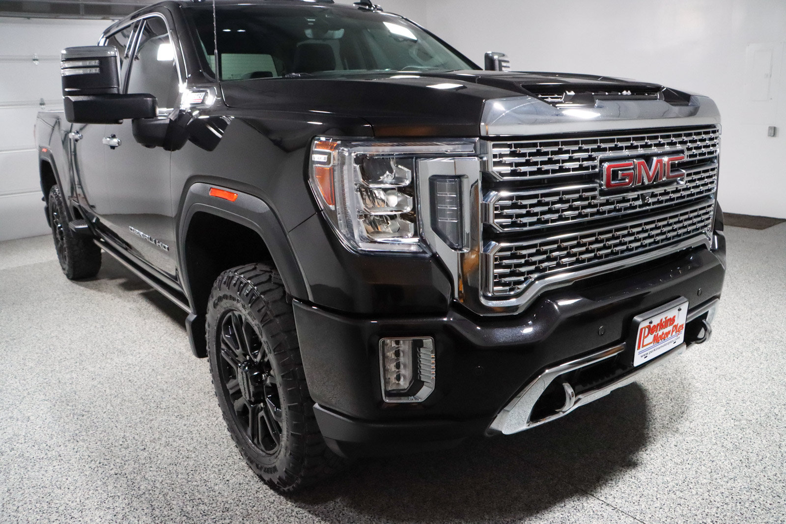 Used 2021 GMC Sierra 2500 Denali w/ Denali Ultimate Package AWD/4WD image 5