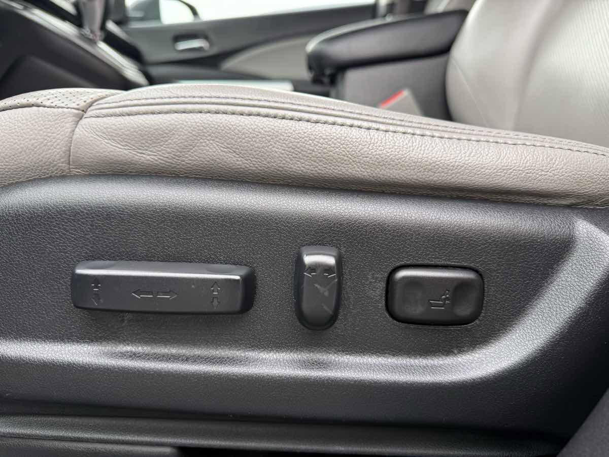 Used 2015 Honda CR-V Touring image 25