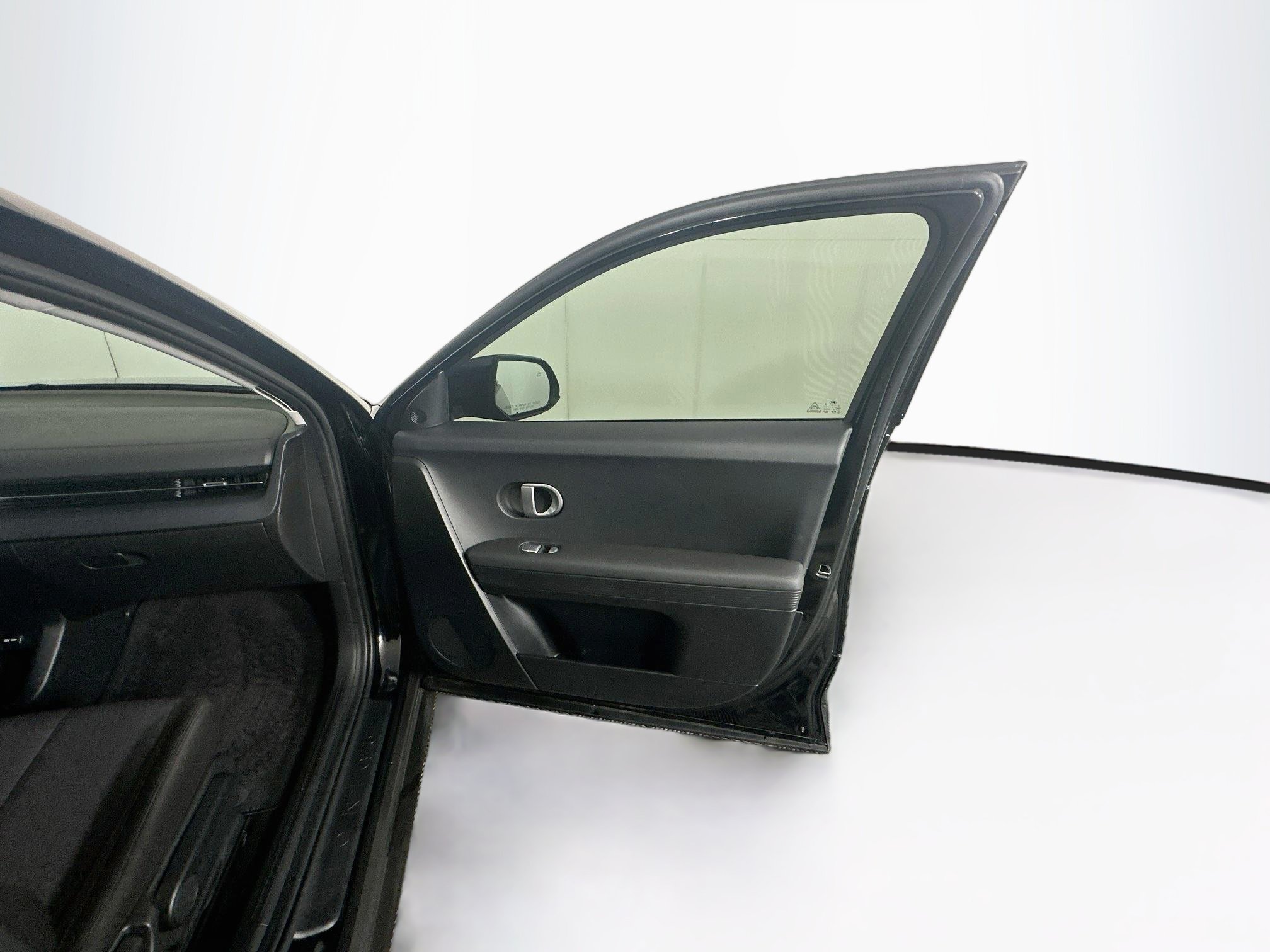 Used 2024 Hyundai Ioniq 5 SEL RWD image 32