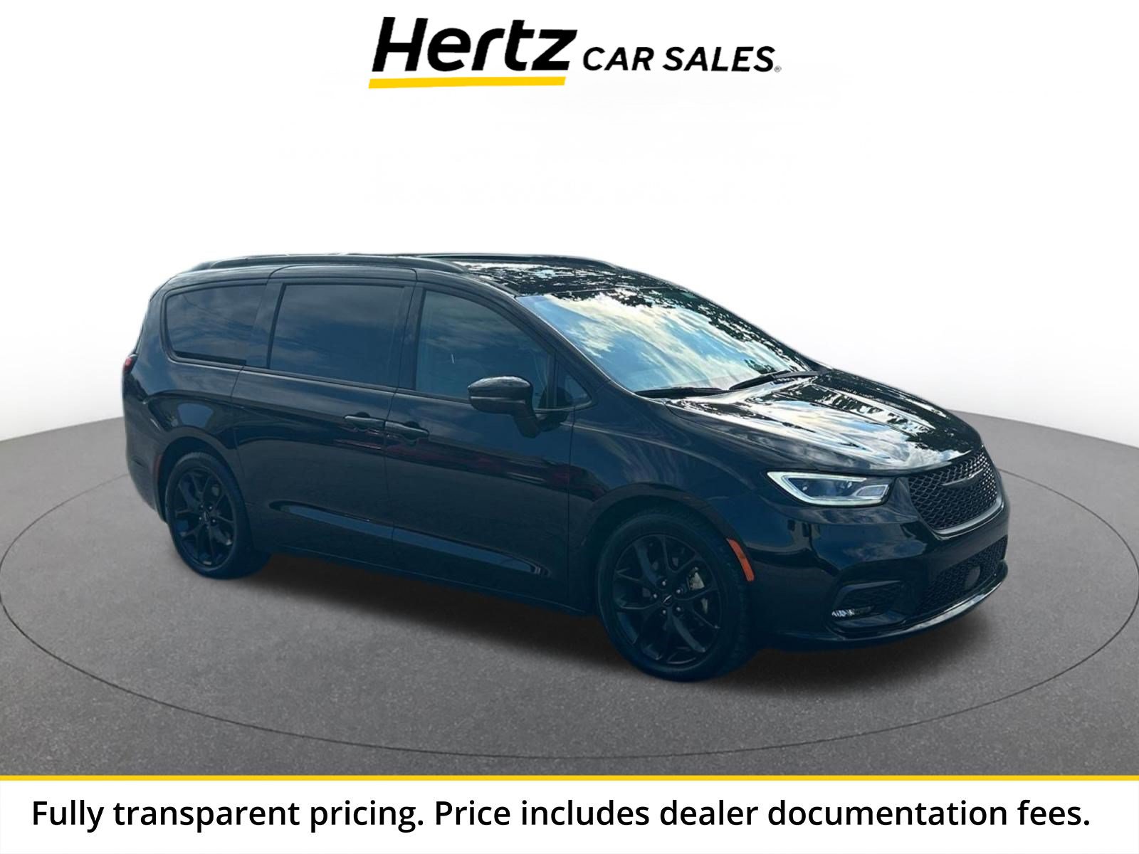 Used 2025 Chrysler Pacifica Limited FWD image 1