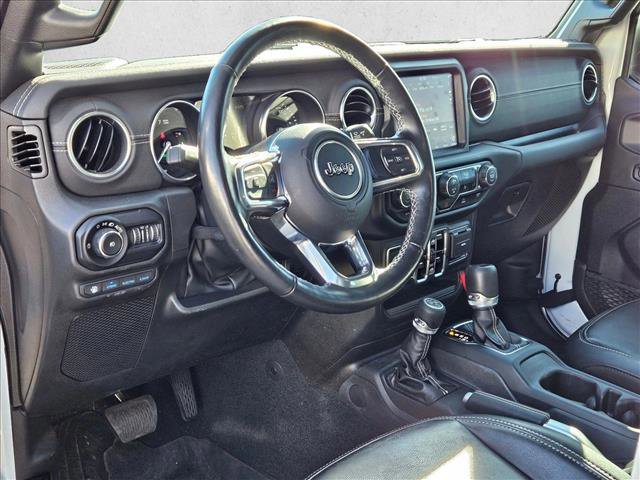 Used 2022 Jeep Wrangler Unlimited Sahara w/ Cold Weather Group image 9