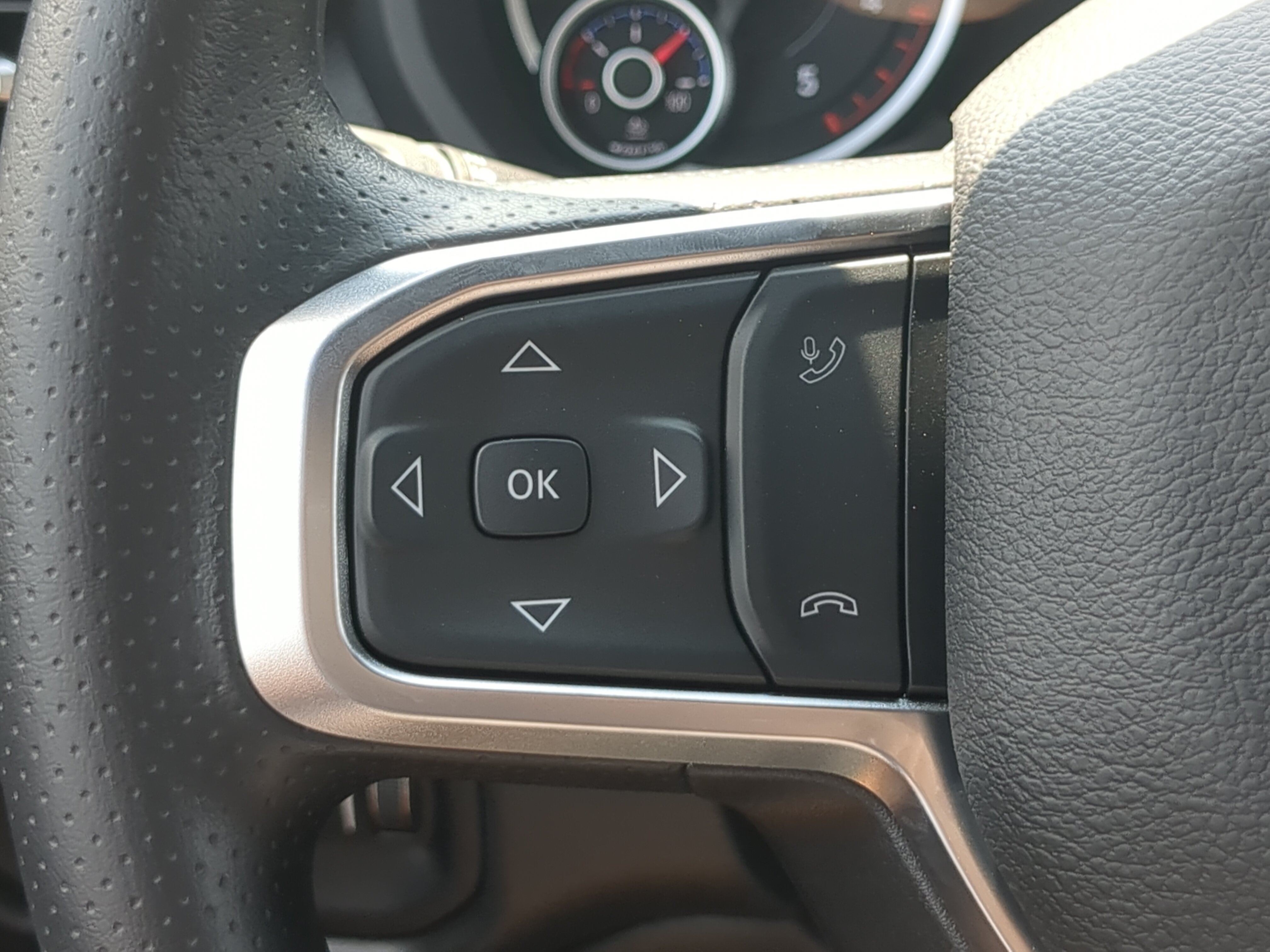 New 2026 RAM 2500 Tradesman AWD/4WD image 24
