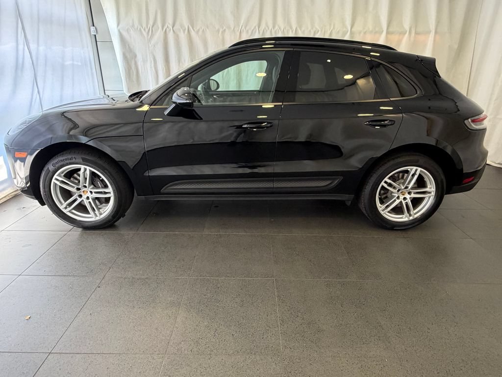 Certified 2023 Porsche Macan AWD/4WD video 2