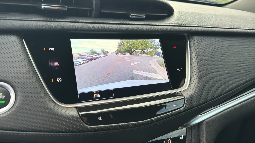 Used 2024 Cadillac XT6 Luxury FWD image 18