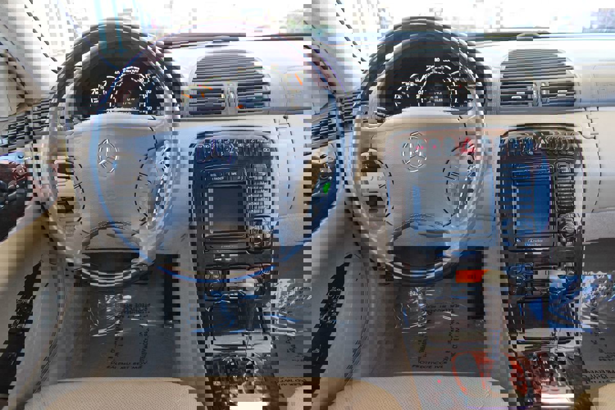 Used 2001 Mercedes-Benz CL 500 image 11