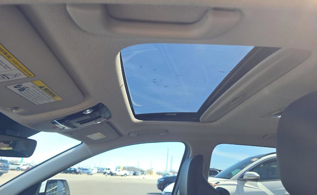 Certified 2023 Kia Niro Wave w/ Wave Preserve Package FWD image 15