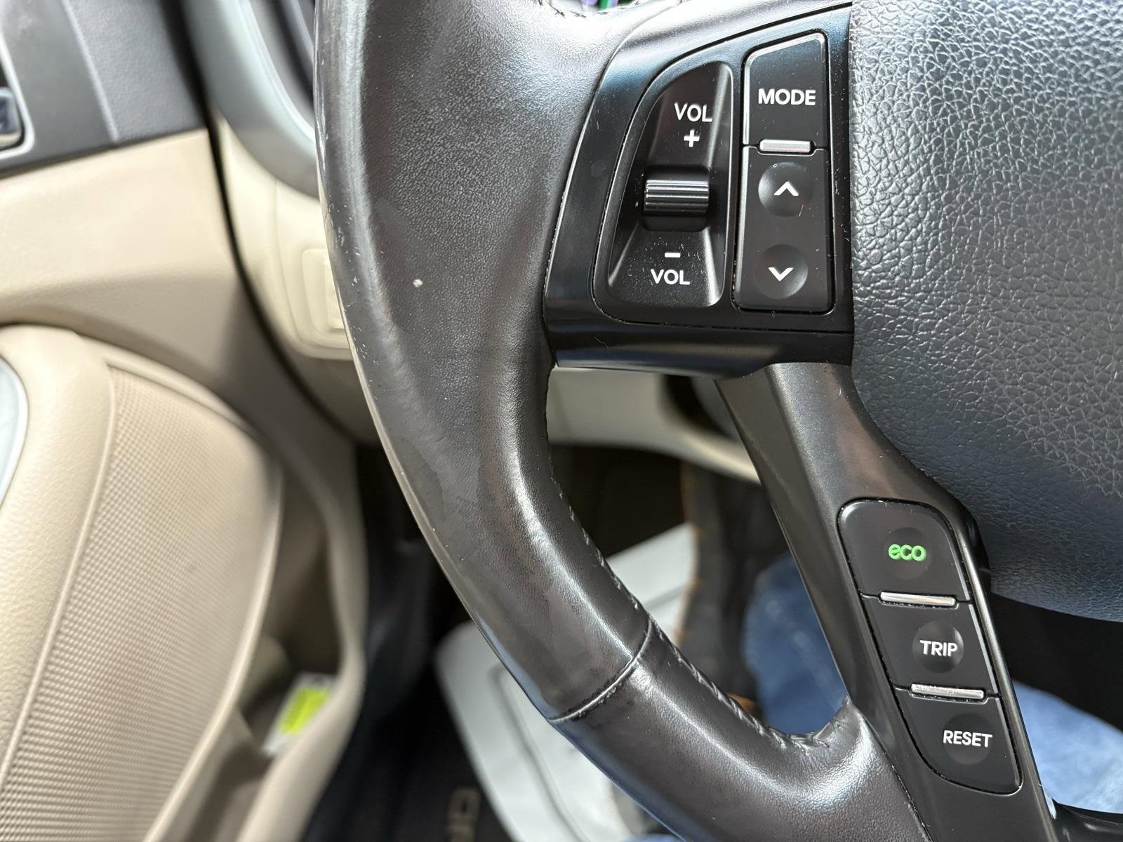 Used 2011 Kia Optima EX image 29