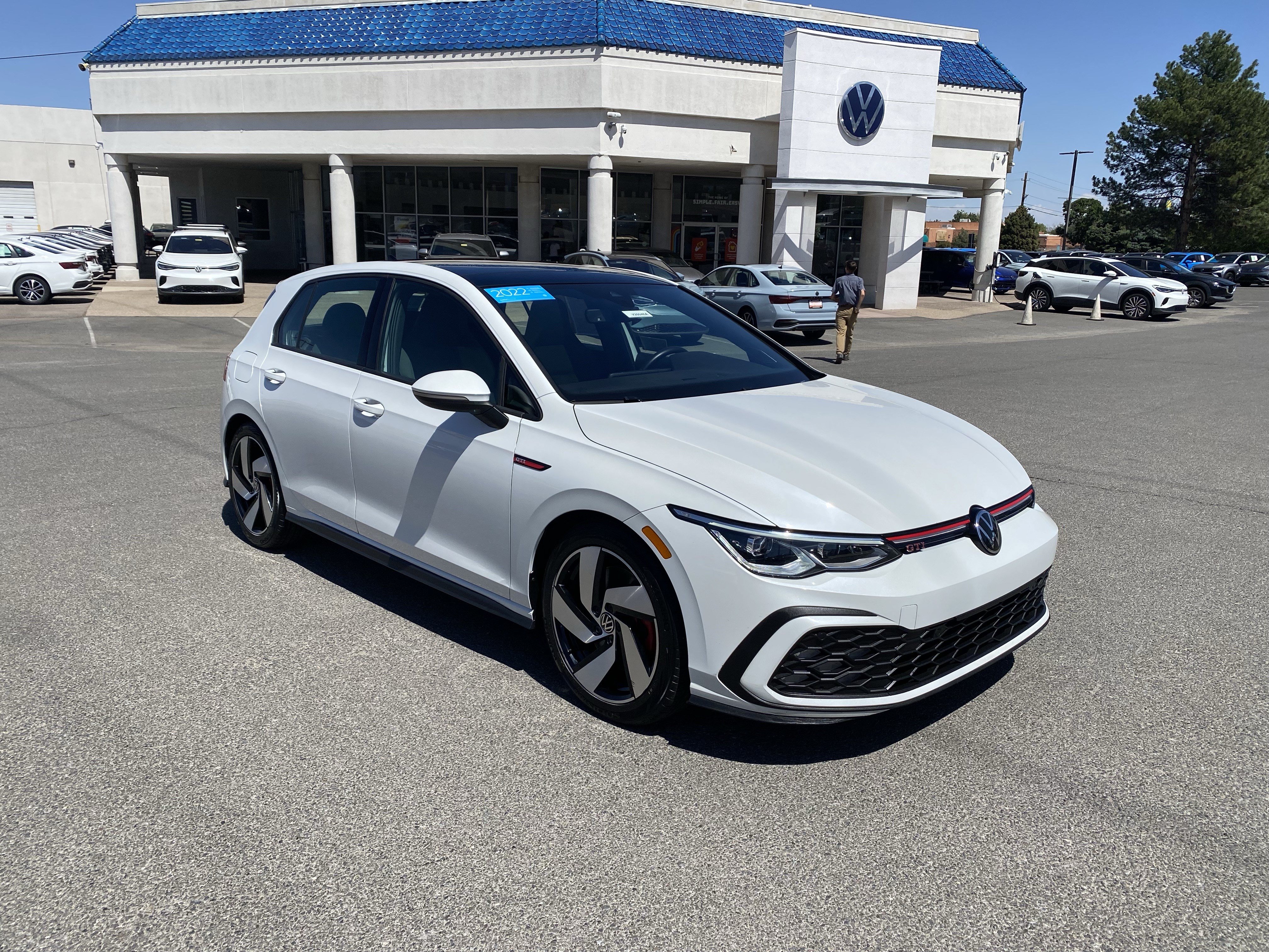 Certified 2022 Volkswagen GTI SE FWD image 43