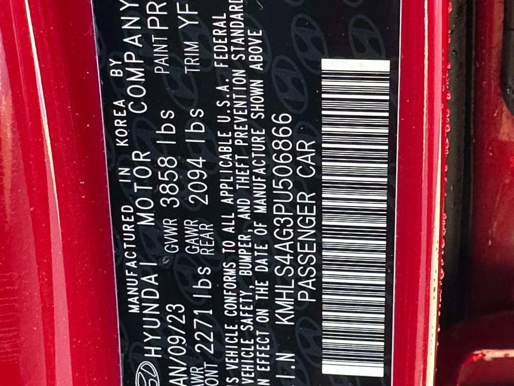 Used 2023 Hyundai Elantra SEL w/ Convenience Package FWD image 32