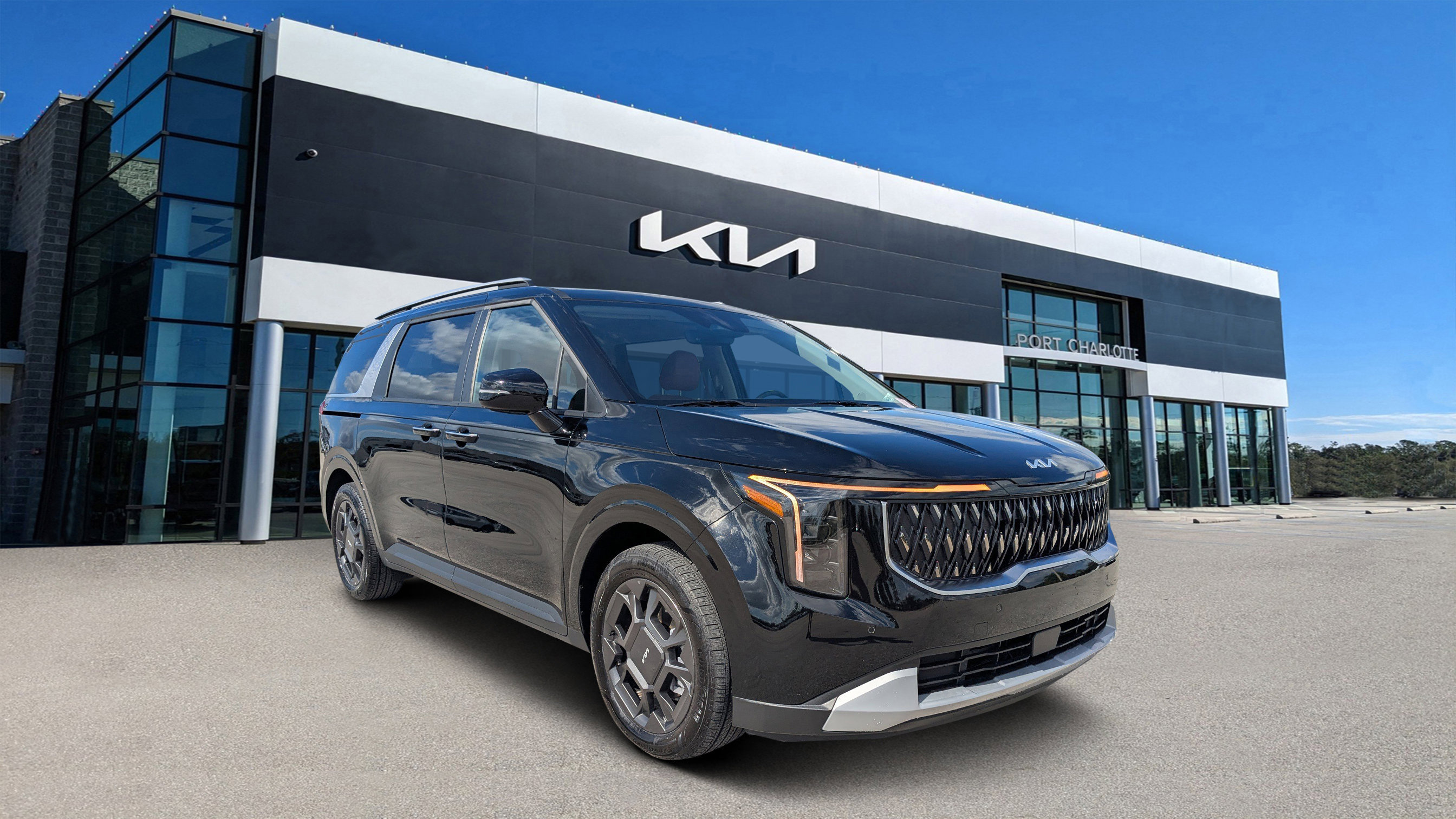 Used 2025 Kia Carnival EX