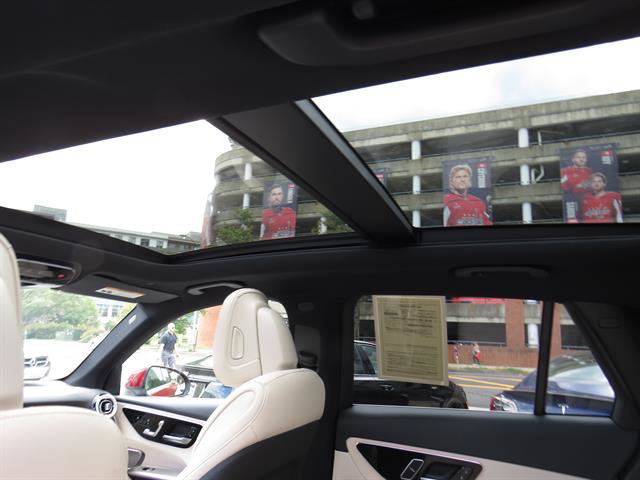 Used 2026 Mercedes-Benz GLC 300 4MATIC image 22