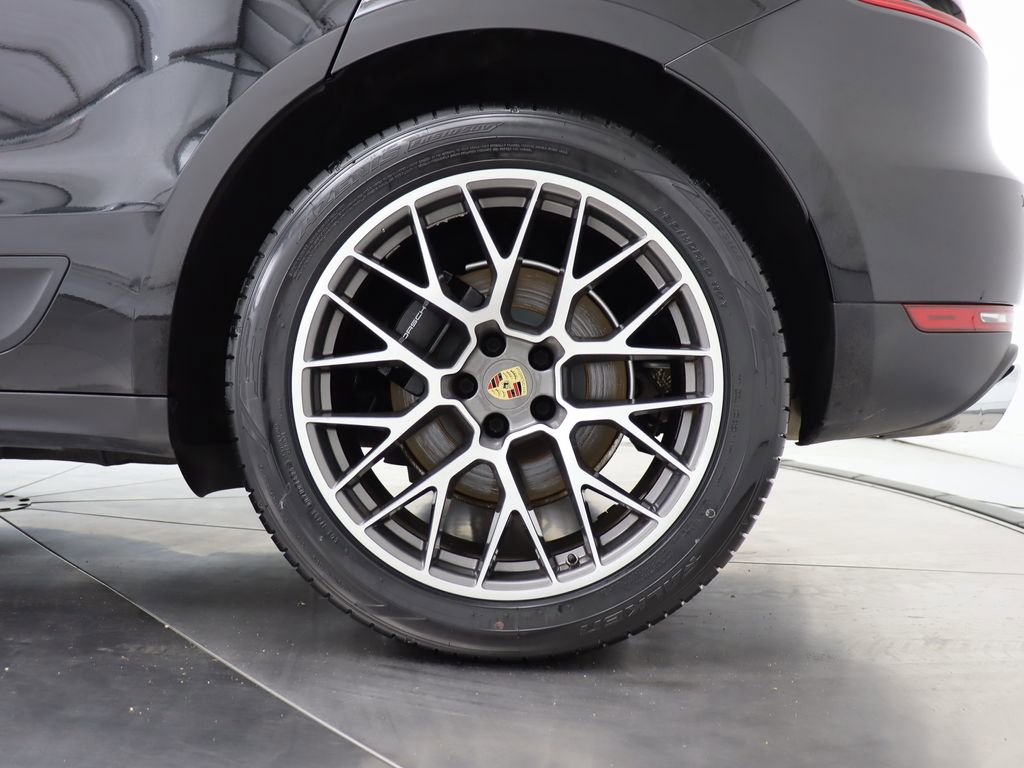 Used 2018 Porsche Macan Sport Edition AWD/4WD image 49