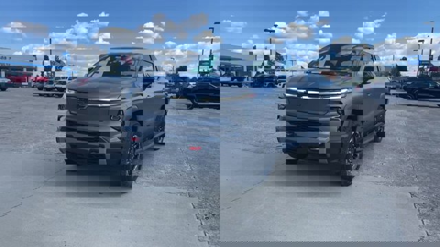 New 2026 Chevrolet Silverado EV Trail Boss image 4