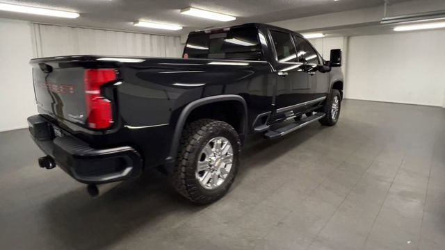 Certified 2024 Chevrolet Silverado 2500 High Country AWD/4WD image 8