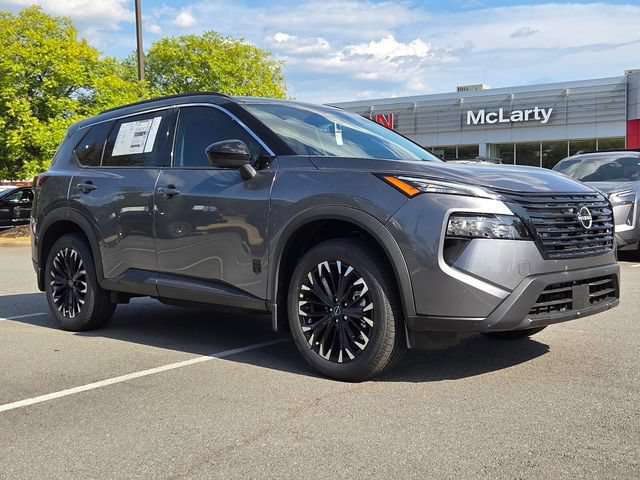 New 2026 Nissan Rogue Dark Armor FWD image 5