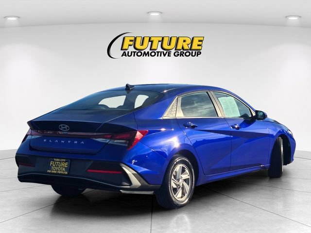 Used 2024 Hyundai Elantra SE image 5