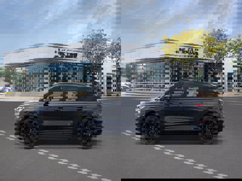 New 2026 Lincoln Corsair Grand Touring image 3