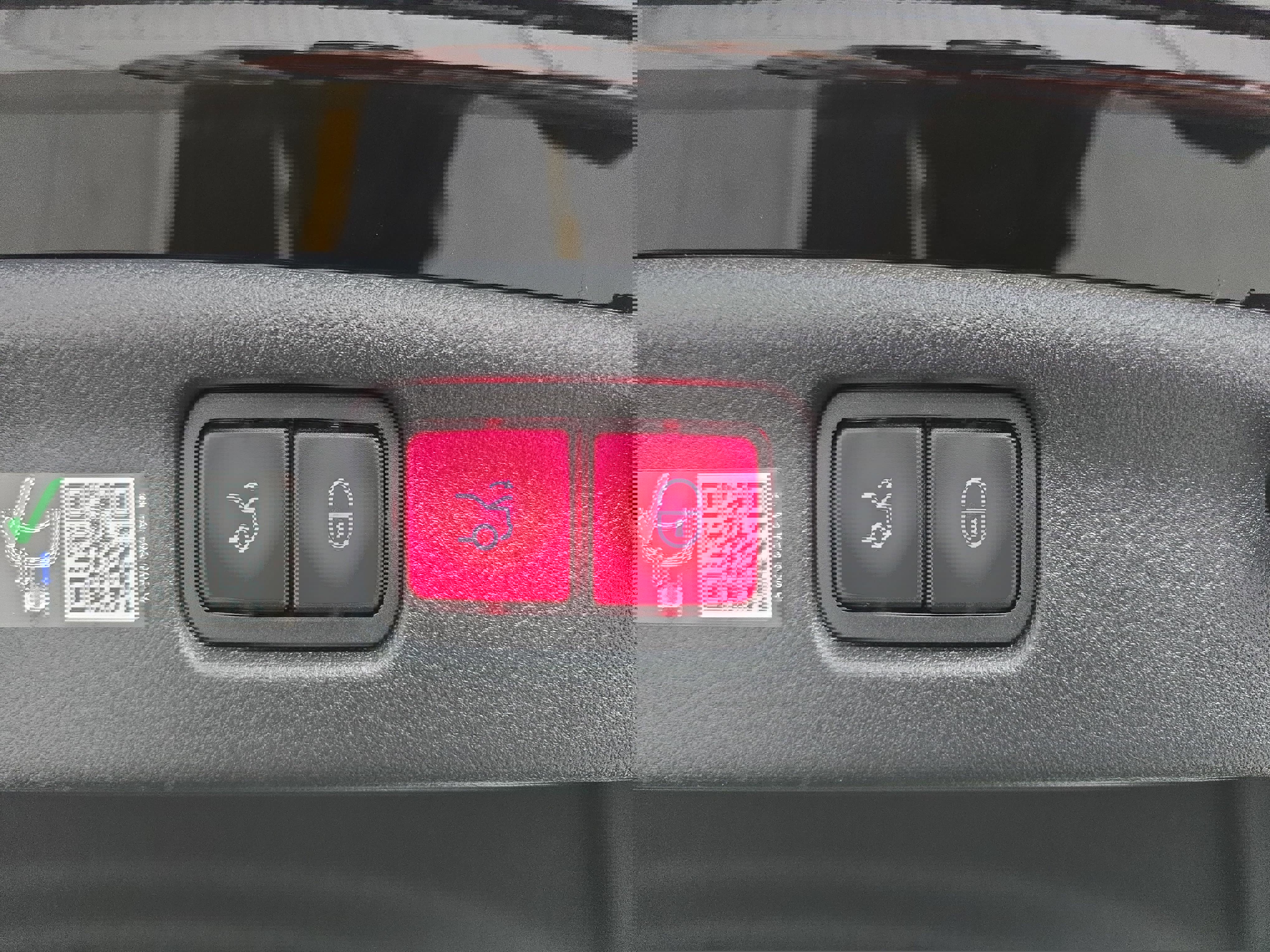 Used 2025 Mercedes-Benz C 300 4MATIC Sedan image 13