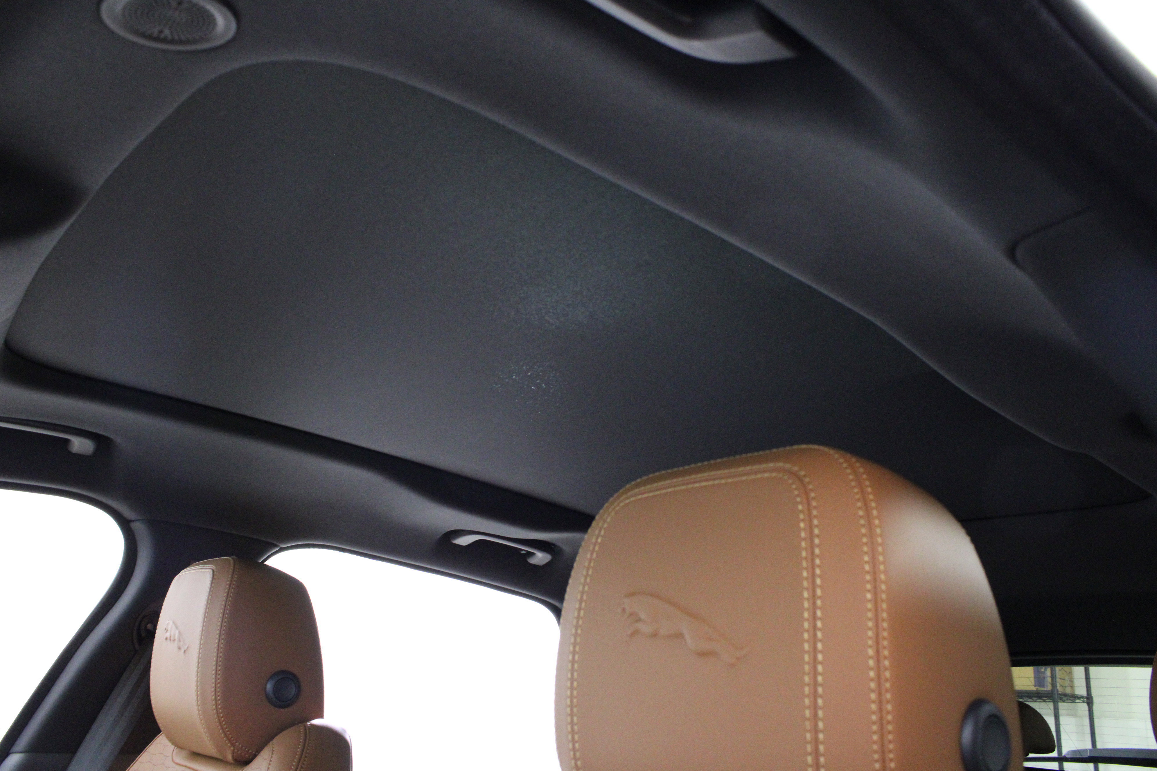 New 2026 Jaguar F-PACE R-Dynamic S image 23