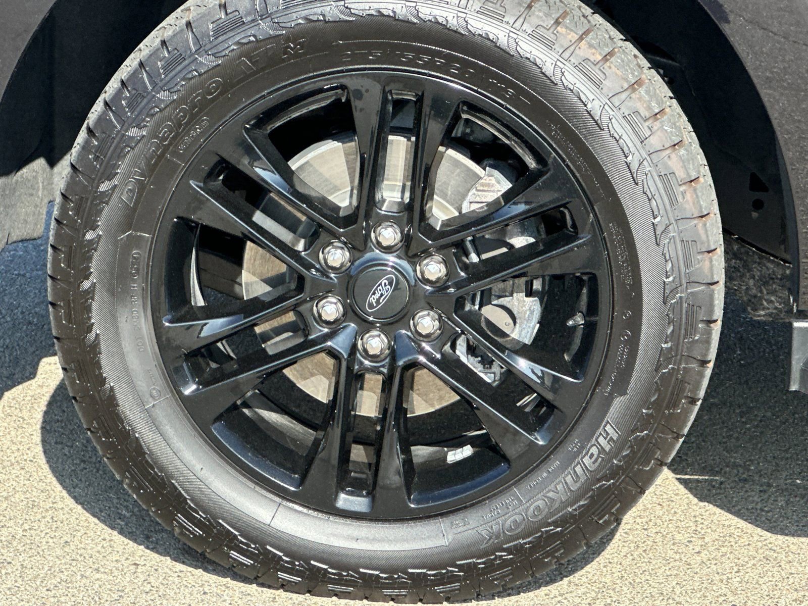 Used 2024 Ford Expedition XLT image 34